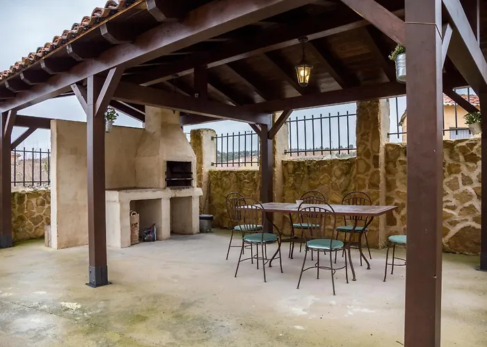 Casa Triskel 펜션 Valdeavellano de Ucero